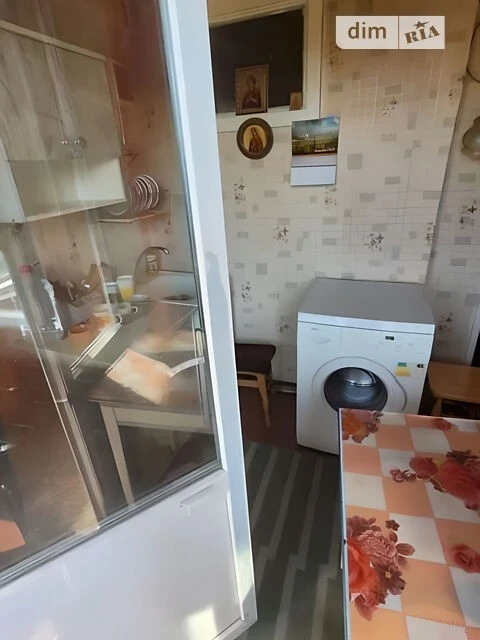 For sale 1-room apartment 47 sq. m on Zhmerynska Street 4 • ID 346958