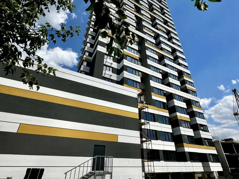 Apartment. Dnipro, Mandrykivska St.