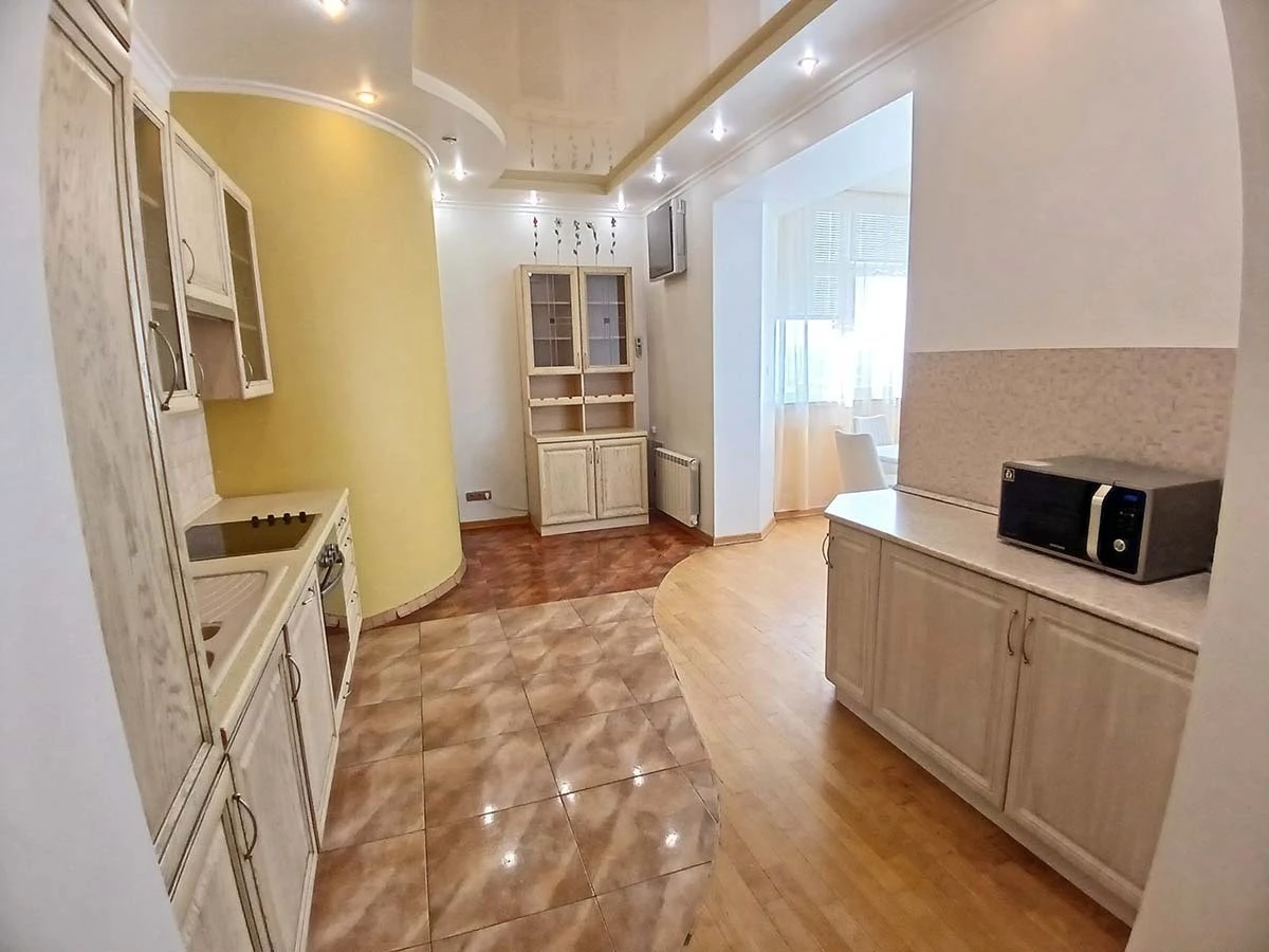 4-room apartment for sale 201 m², Observatornaya St., 7