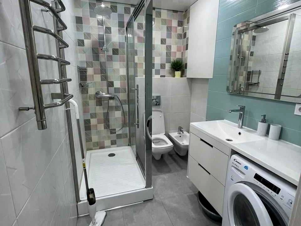Apartment. Kharkiv, Petro Hryhorenko Ave. (Marshal Zhukova)