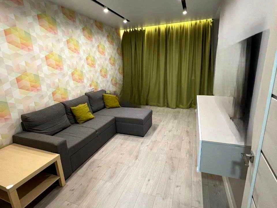 Apartment. Kharkiv, Petro Hryhorenko Ave. (Marshal Zhukova)