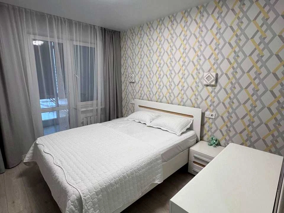 Apartment. Kharkiv, Petro Hryhorenko Ave. (Marshal Zhukova)