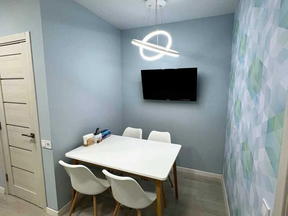Apartment. Kharkiv, Petro Hryhorenko Ave. (Marshal Zhukova)