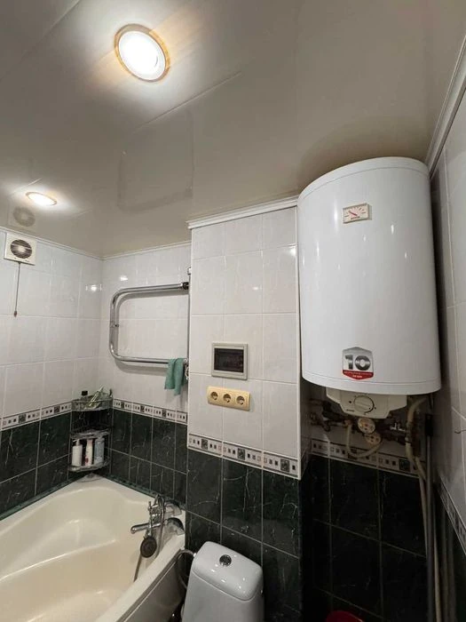 2-room apartment for sale, Khortytskyi district.