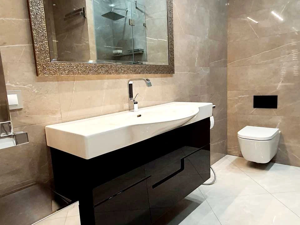 Apartment. Odesa, Literaturna St.