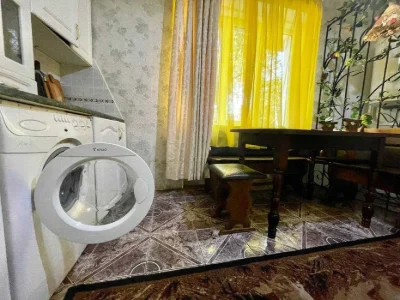 Корея. Продаж. Частина будинку затишний район 2 пов. 4 кімн