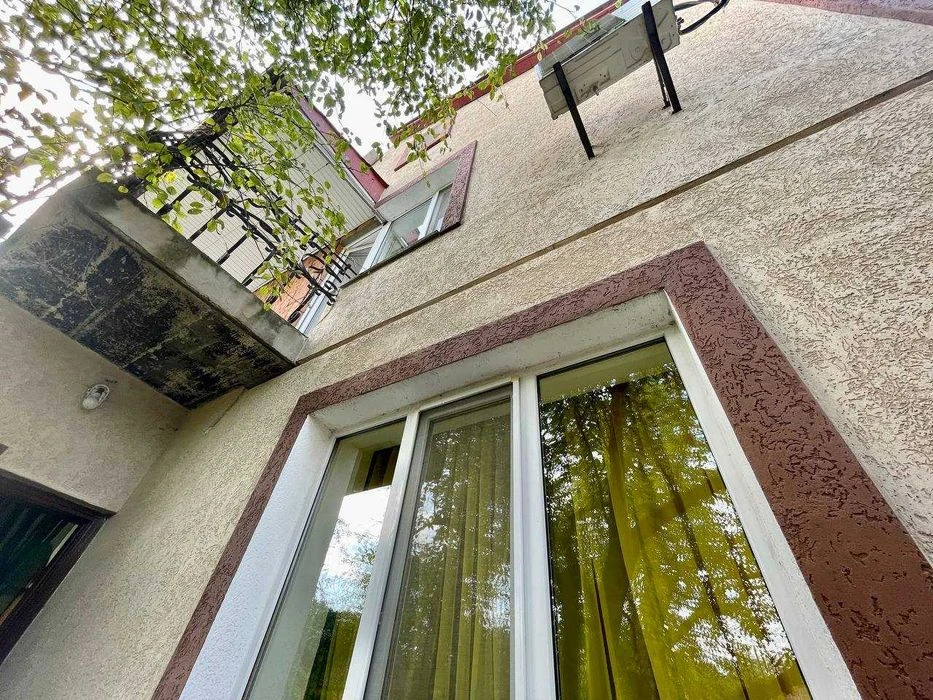 Корея. Продаж. Частина будинку затишний район 2 пов. 4 кімн