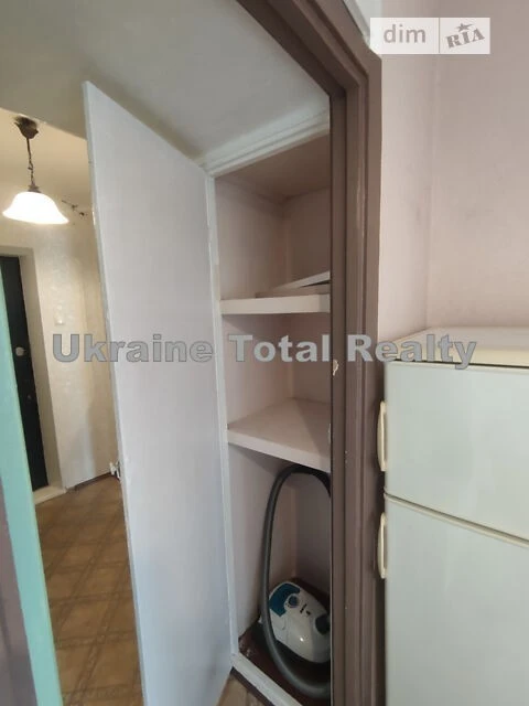 CENTER! 1 bedroom apartment near the University/Ukrainian Square