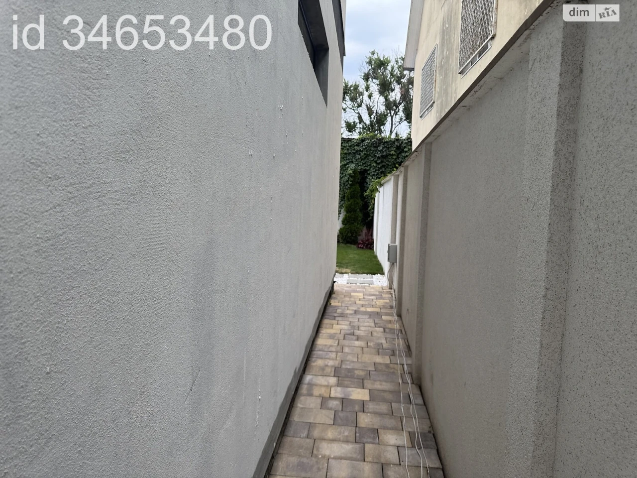 House for sale Velykyi Fontan