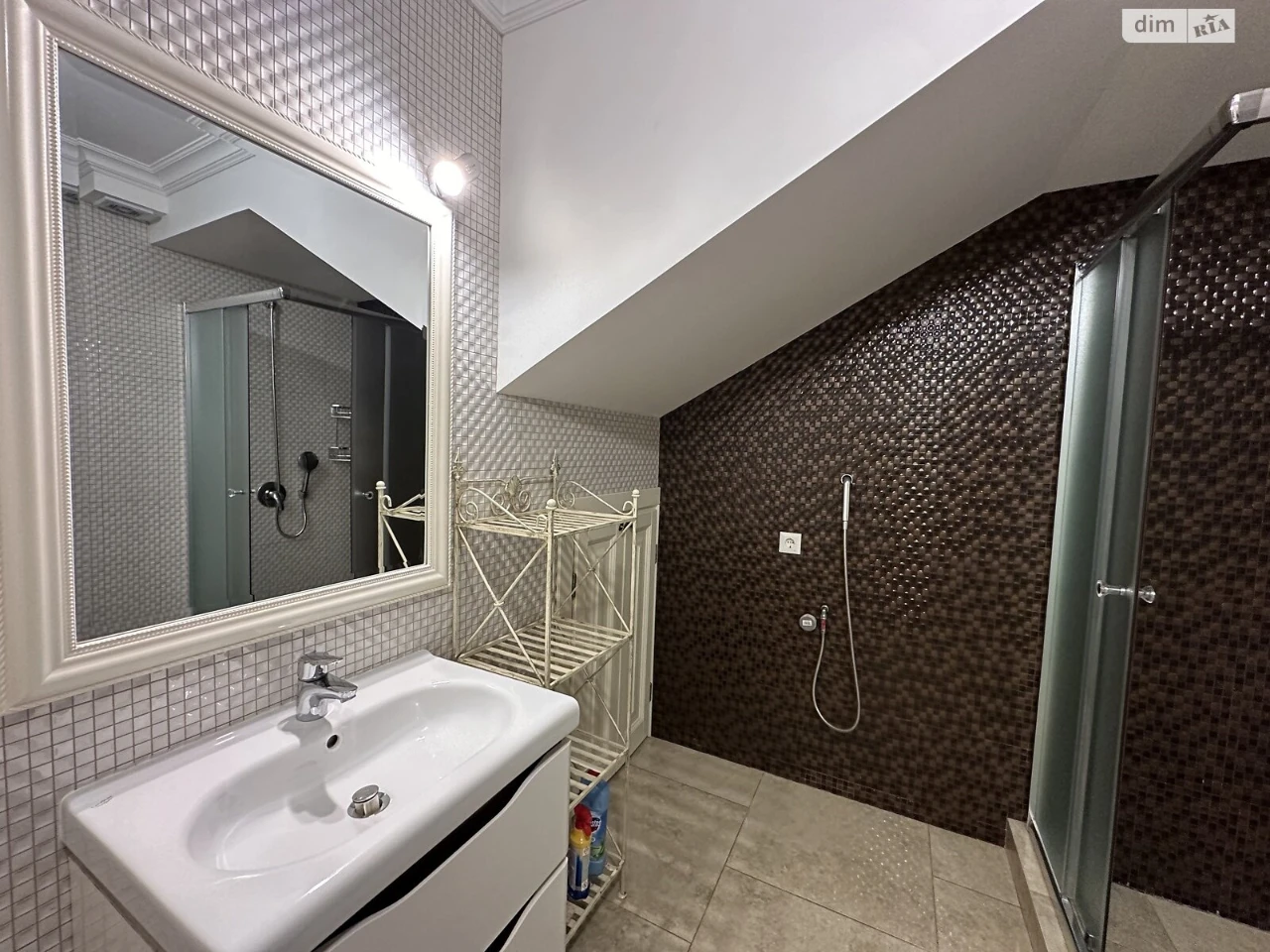 Long-term Rental House Primorsky
