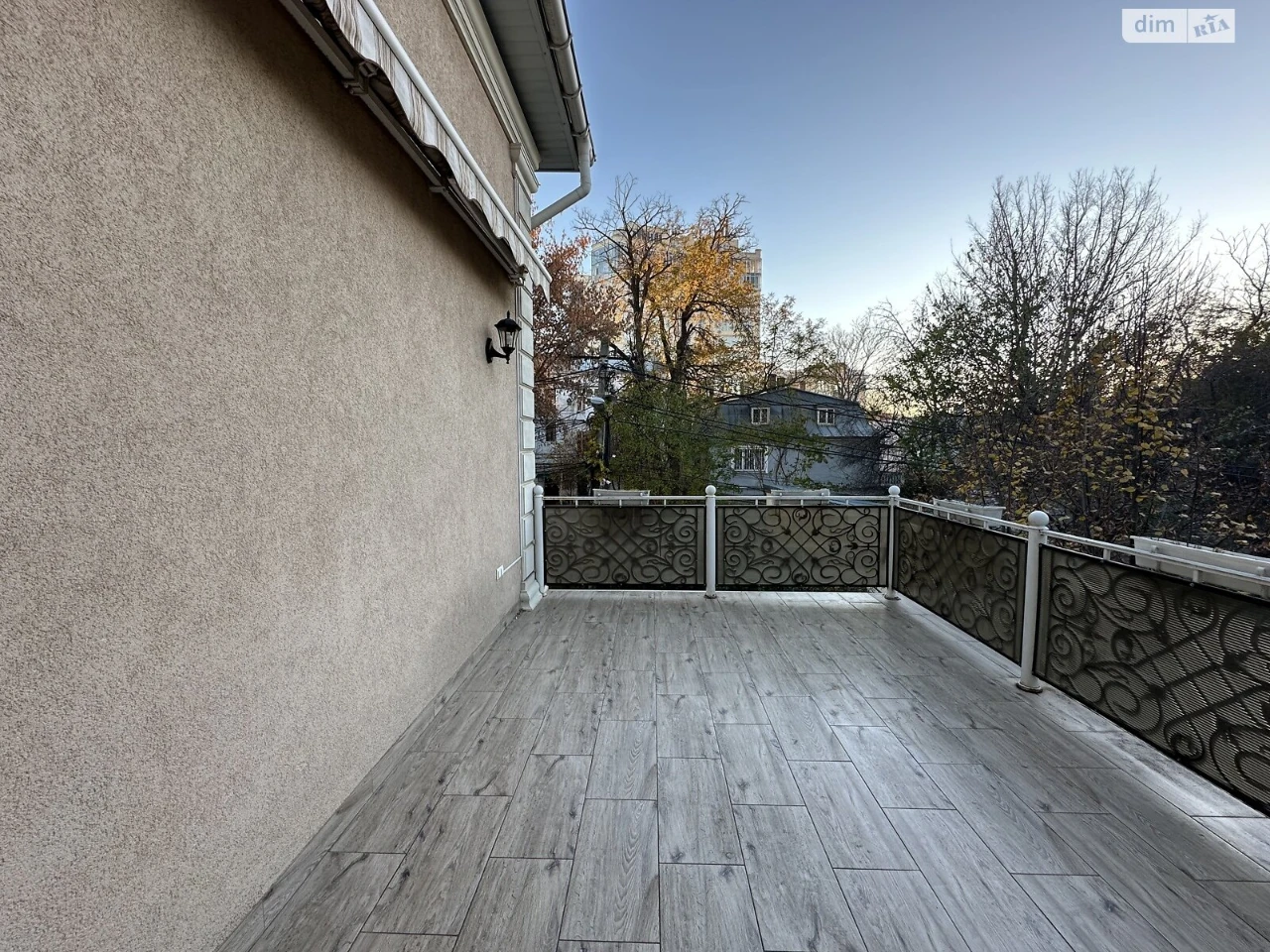 Long-term Rental House Primorsky