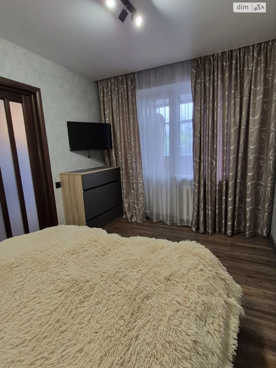 Продажа квартиры Тополь-3.
