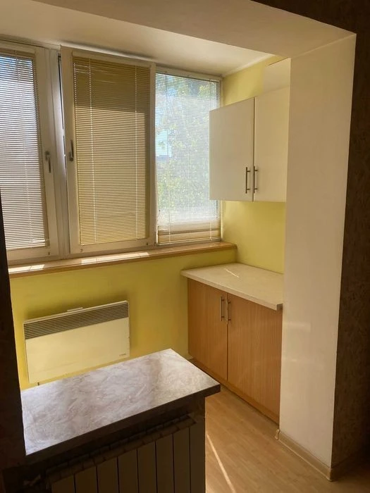 One-room apartment 37 sq. m., Chervonoi Kalyna Ave. 24 B., 2/9 floor.