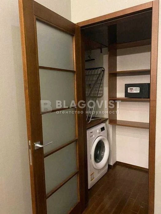 Продажа 1-й кв-ры ул Стрелецкая7/6 в Историческом центре ми
