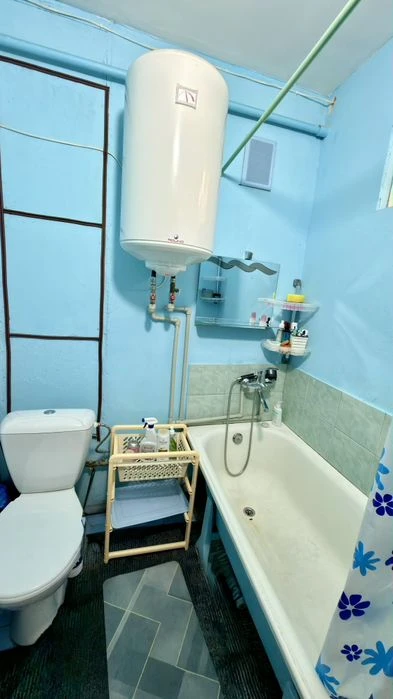 Продам квартиру в кирпичном доме. Левый берег. Северный.