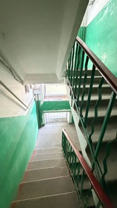 Продам квартиру в кирпичном доме. Левый берег. Северный.