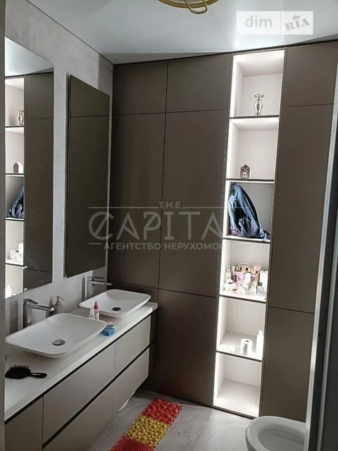 Sale of 5k apartment 155 sq. m on Mykhayla Maksymovycha st. 32