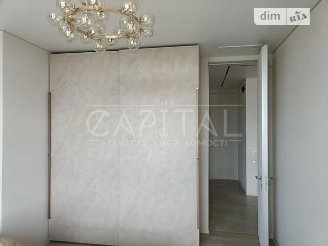 Sale of 5k apartment 155 sq. m on Mykhayla Maksymovycha st. 32