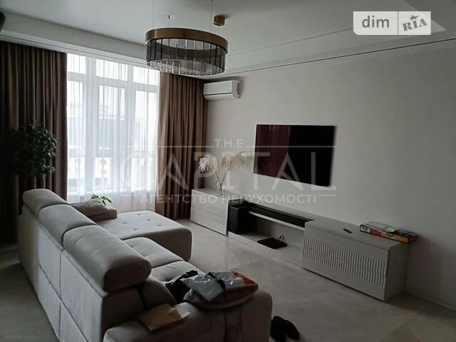 Sale of 5k apartment 155 sq. m on Mykhayla Maksymovycha st. 32