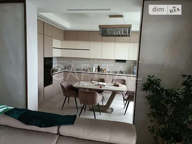 Sale of 5k apartment 155 sq. m on Mykhayla Maksymovycha st. 32