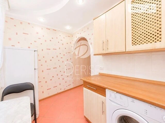 For sale 2-room apartment 44.6 sq. m on the descent of Klovsky 12 • ID 346