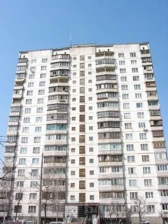 3-room apartment for sale 67 m², Mykola Kibalchych St., 1