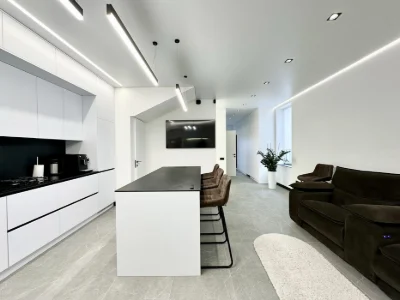 Sauvignon. New duplex house 125 sq.m. Repair. Furniture. Super ts