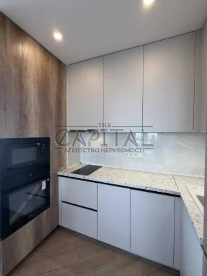 Продаж 1к квартири 36 кв. м на вул. Родини Кістяківських 10