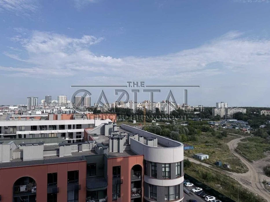 Продаж 1к квартири 36 кв. м на вул. Родини Кістяківських 10