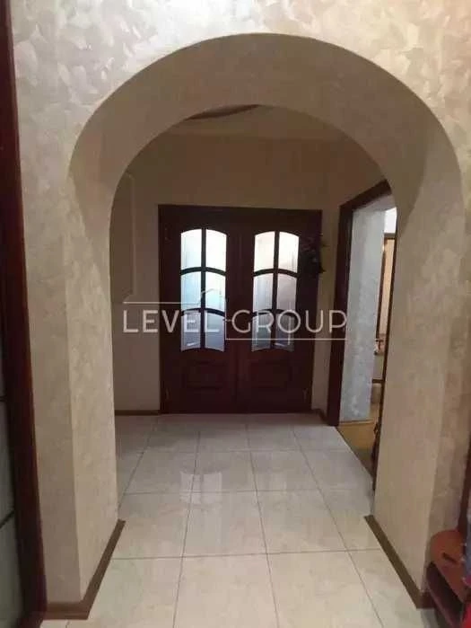 3-room Stalinist house on Pecherskaya Street, Princes of Ostrozkih (Moscow)