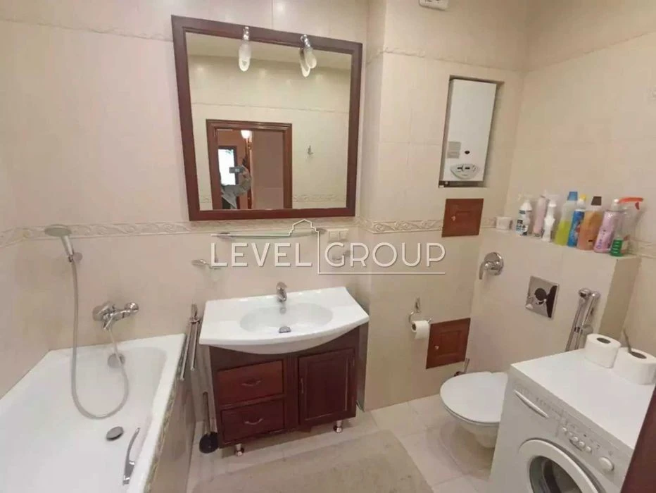 3-room Stalinist house on Pecherskaya Street, Princes of Ostrozkih (Moscow)