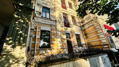 Продаж. 2-кімнатна квартира з панорамним видом на Європейськ