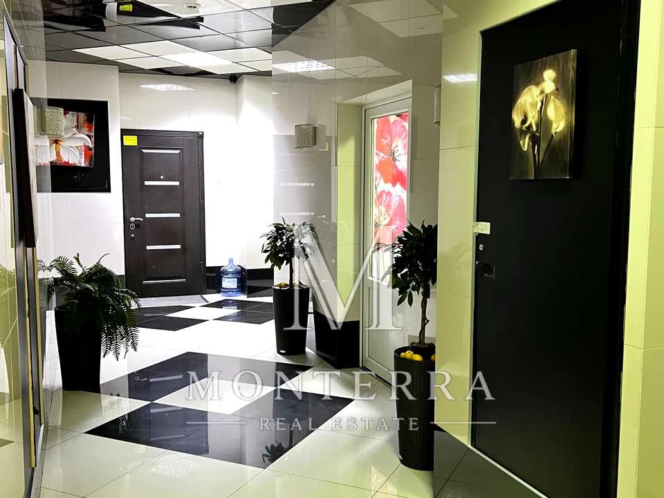 Apartment. Kyiv, Andriy Verkhoglyad St. (Mykhayla Dragomirova)