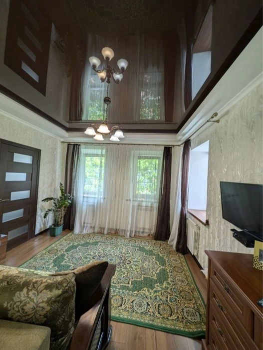 Sale of a cozy house with renovation