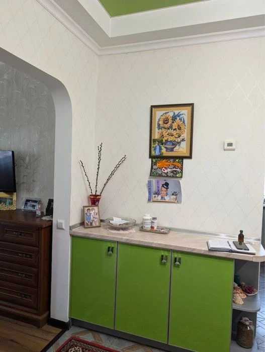 Sale of a cozy house with renovation