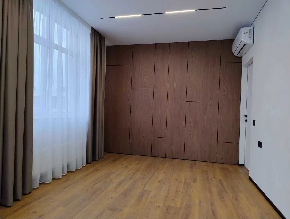 2-room apartment for sale 61 m², Oleksandra Olesia St., 5