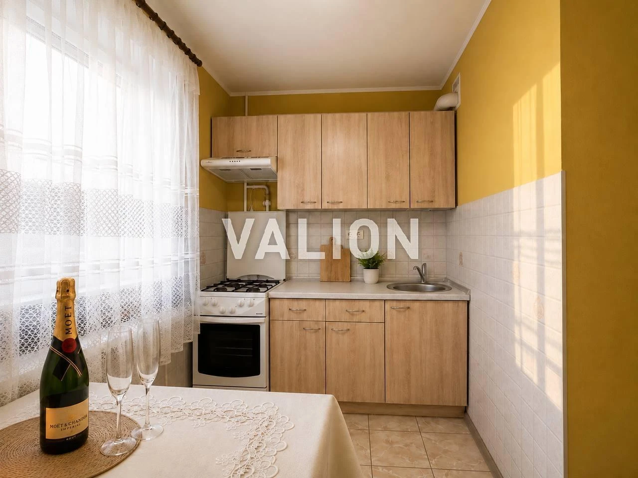 No. 1k apartment for sale near the metro station Dorohozhychi Shevchenkivskyi