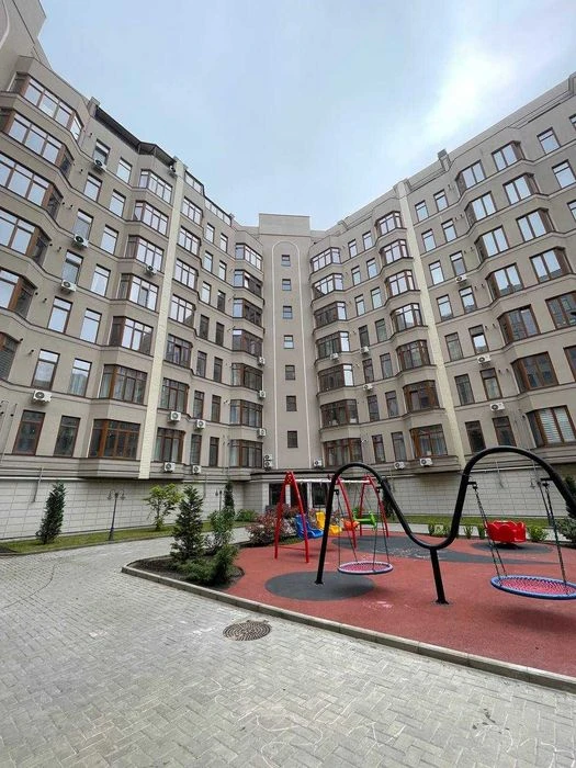 Продажа: Однокомнатная квартира Киевский район.