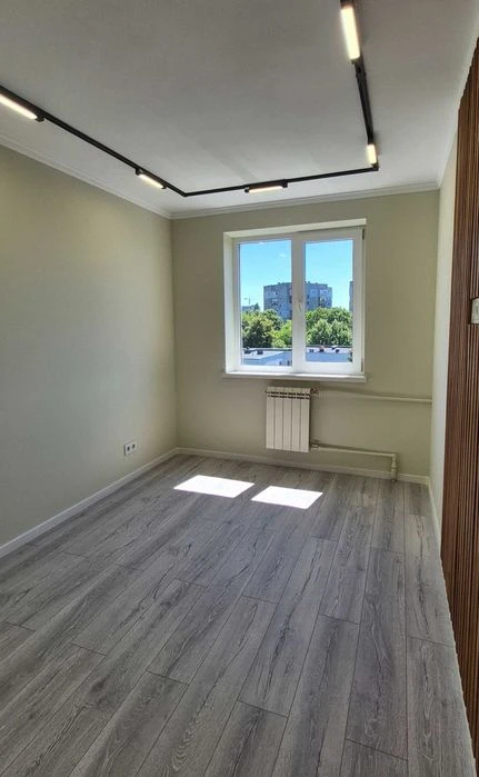 I offer to buy a 2-room apartment, Kadenyuka Street (Tankopy