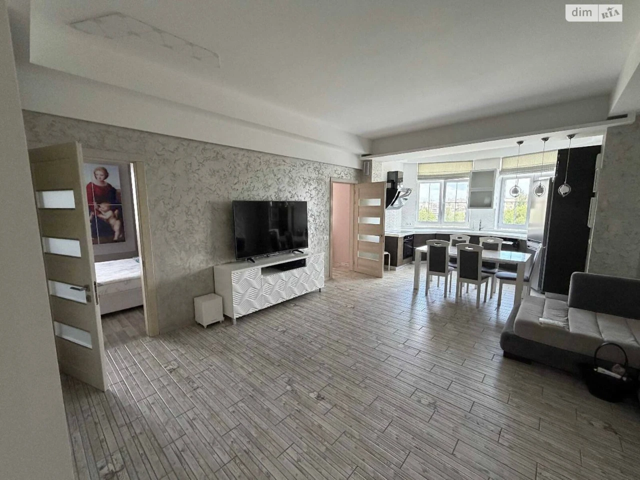 For sale Apartment Peremogha-6