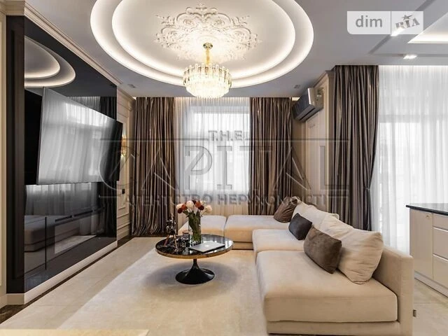 Sale of 3-room apartment 120 sq. m on Degtyarna Street 18 • ID 347180