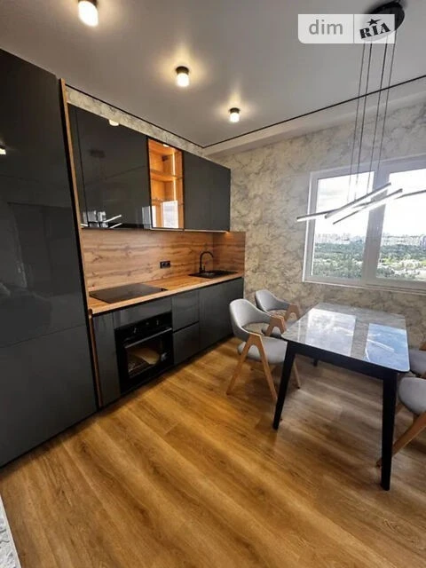 Sale of 1-room apartment 43 sq. m on Mykhaylo Maksimovicha street • ID
