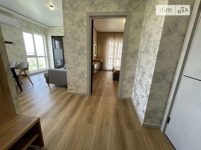 Sale of 1-room apartment 43 sq. m on Mykhaylo Maksimovicha street • ID