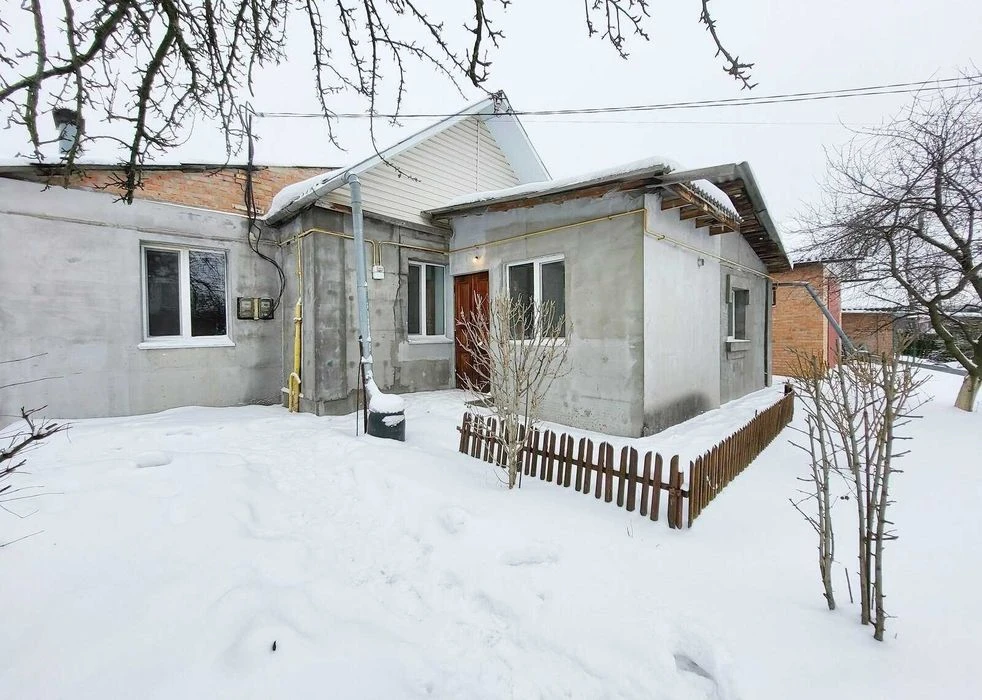 Продаж частини будинку на Кореї