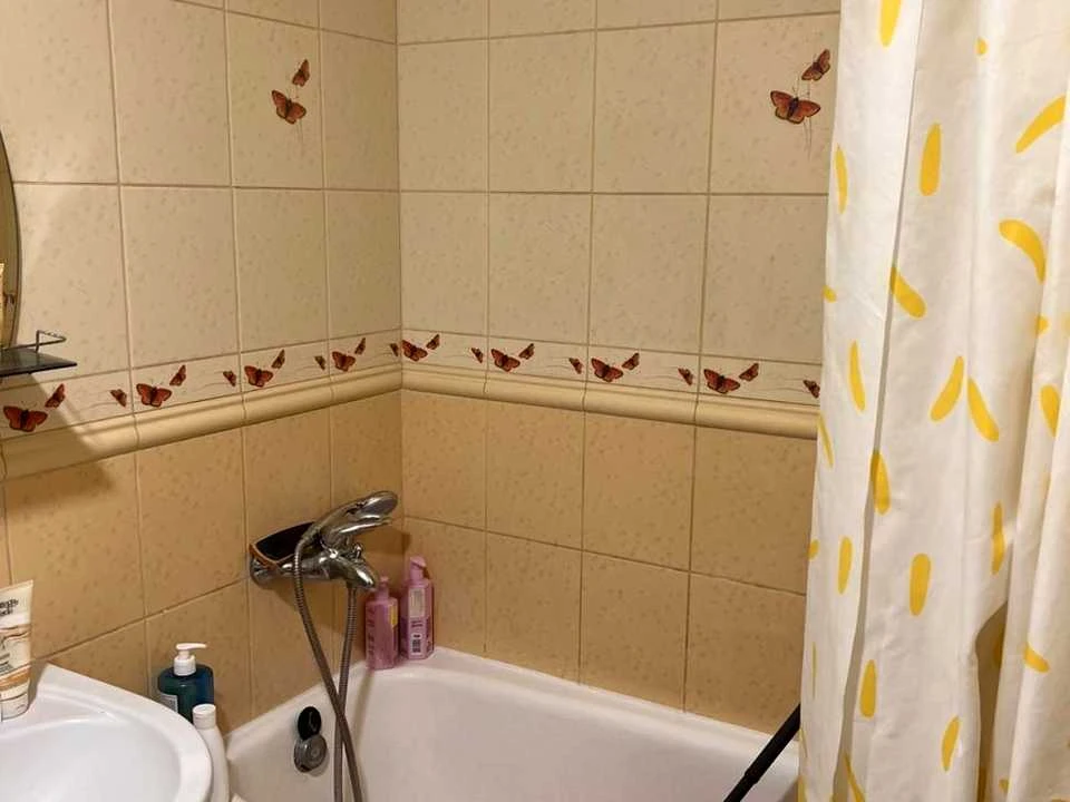 Apartment. Kharkiv, Heroiv Kharkova Ave. (Moskovskiy)