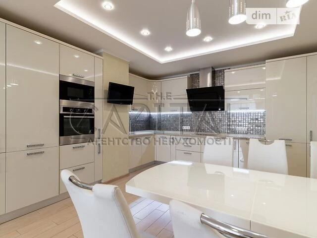 Sale of 3-room apartment 100 sq. m on Degtyarivska street 25A K1 • I