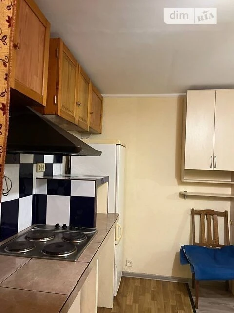 Room for sale 28 sq. m. on Petra Vershyhory St. 7 • ID 33843