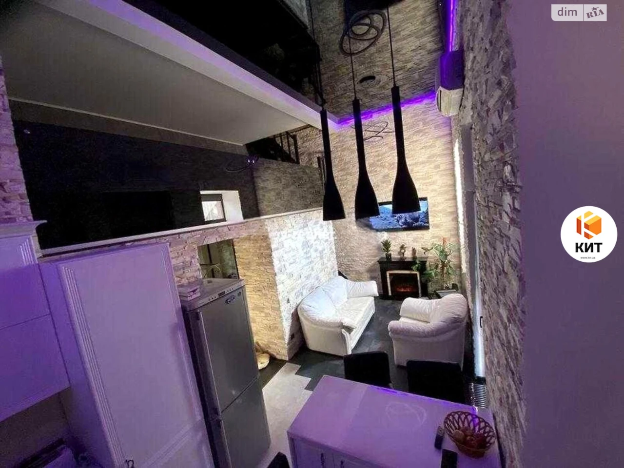For Sale Apartment Center