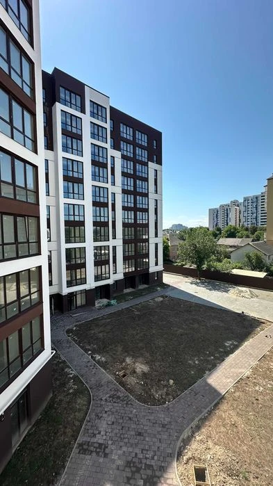 Продаж 2кім.кв.в ЖК Атмосфера! 3поверх! Парк! Озеро!