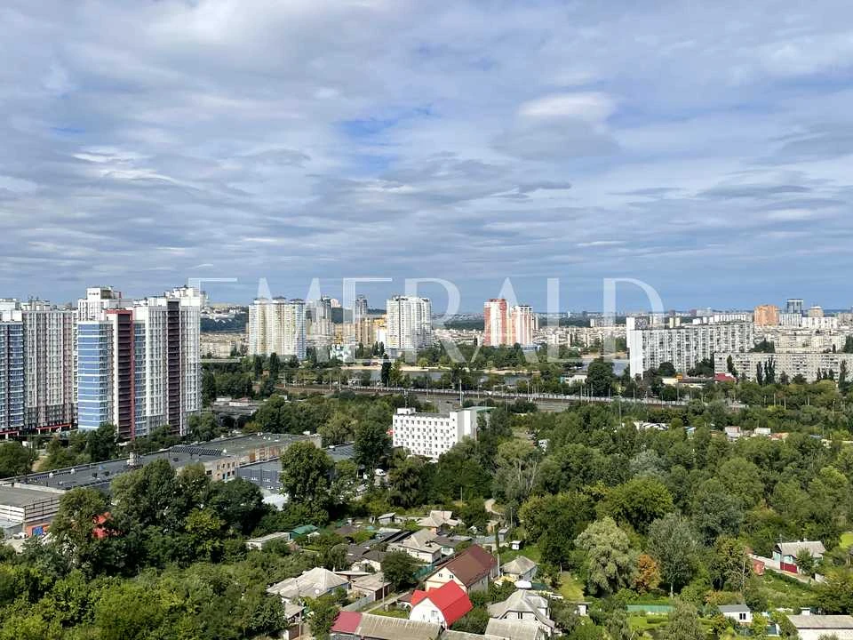 Apartment. Kyiv, Teplovzna St.